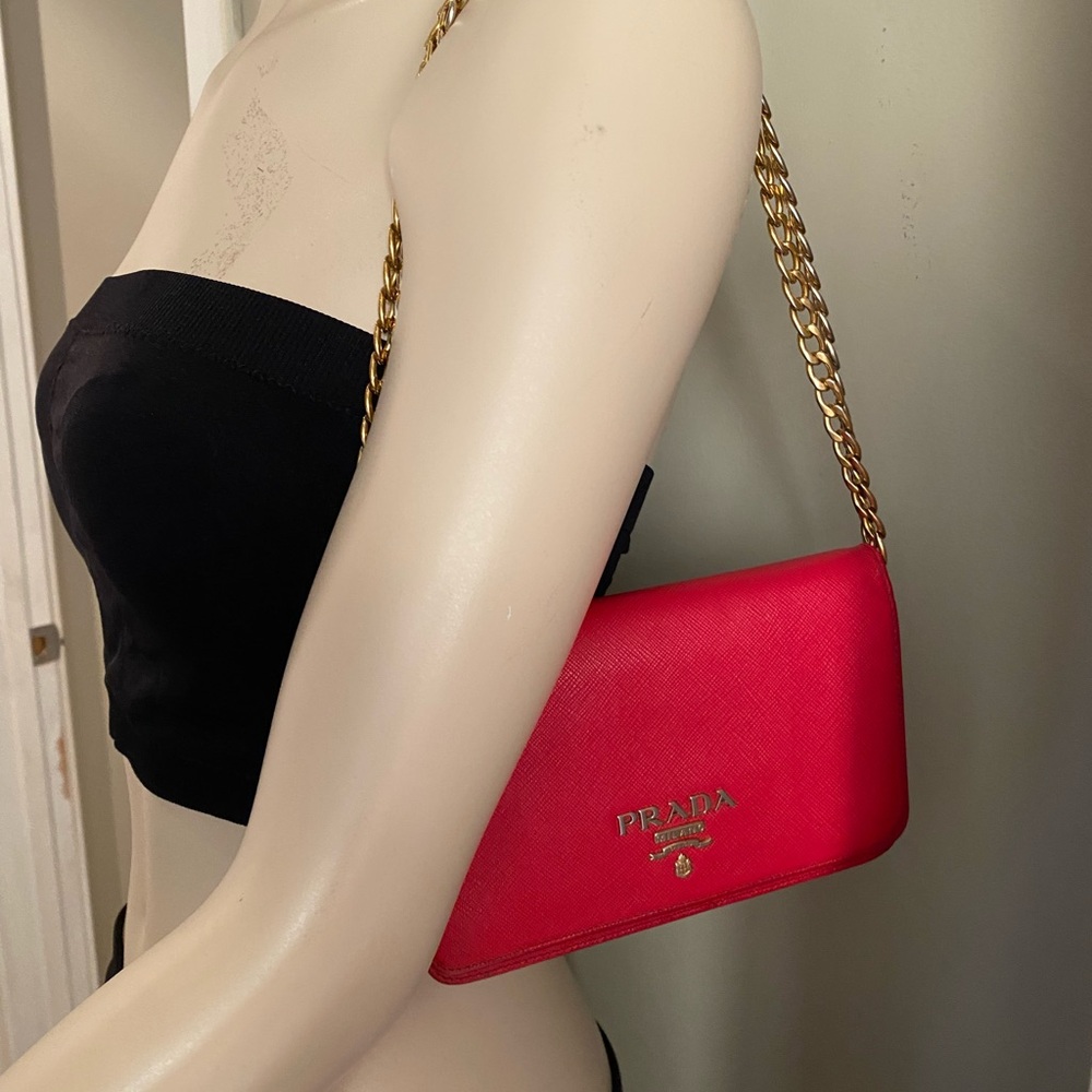 Prada Wallet on Chain with Gold Chain